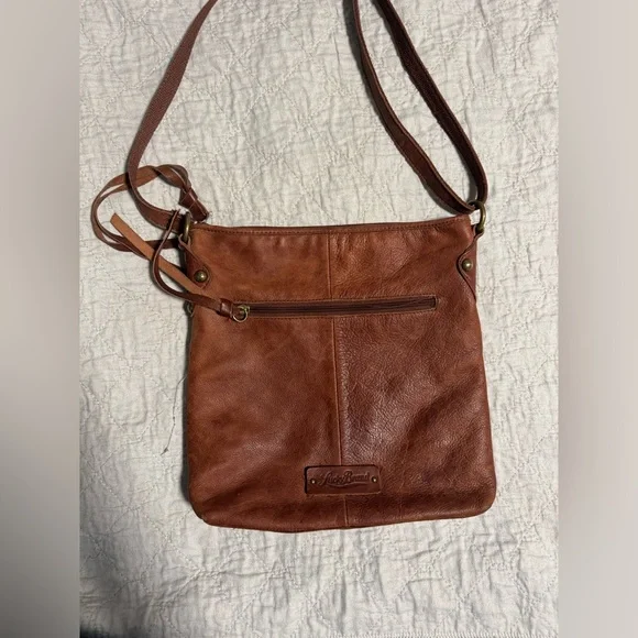 Luck Brand Brown Leather Crossbody Boho Bag with Braided Accent Causal Purse. - Picture 4 of 16